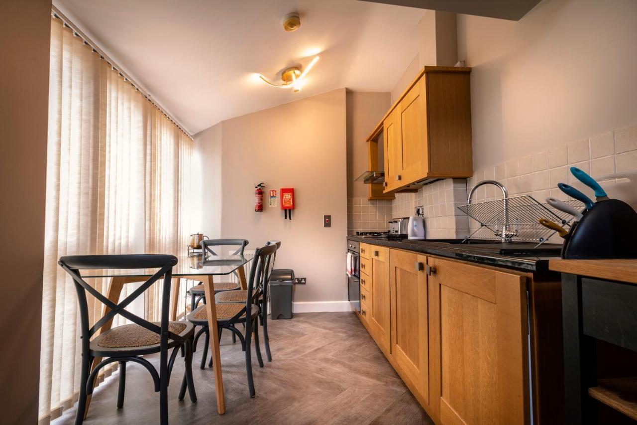 Swan Mews Apartment เวลส์ ภายนอก รูปภาพ