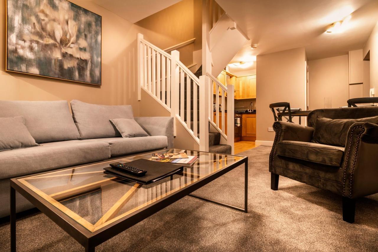Swan Mews Apartment เวลส์ ภายนอก รูปภาพ