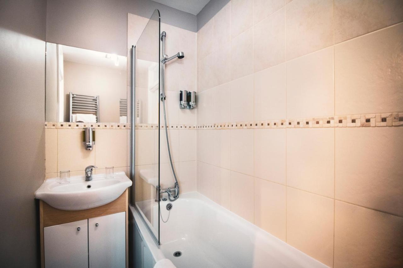 Swan Mews Apartment เวลส์ ภายนอก รูปภาพ