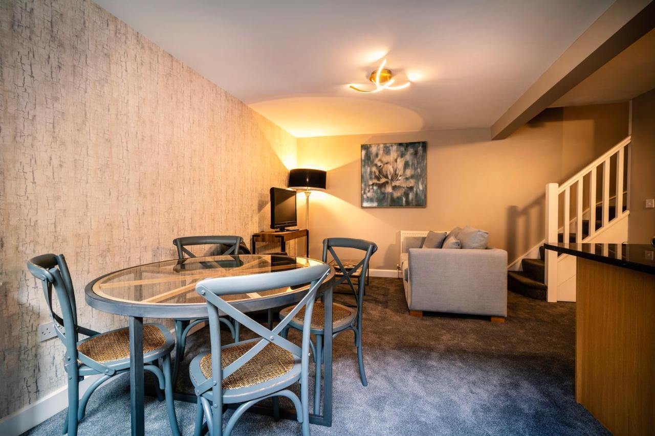 Swan Mews Apartment เวลส์ ภายนอก รูปภาพ