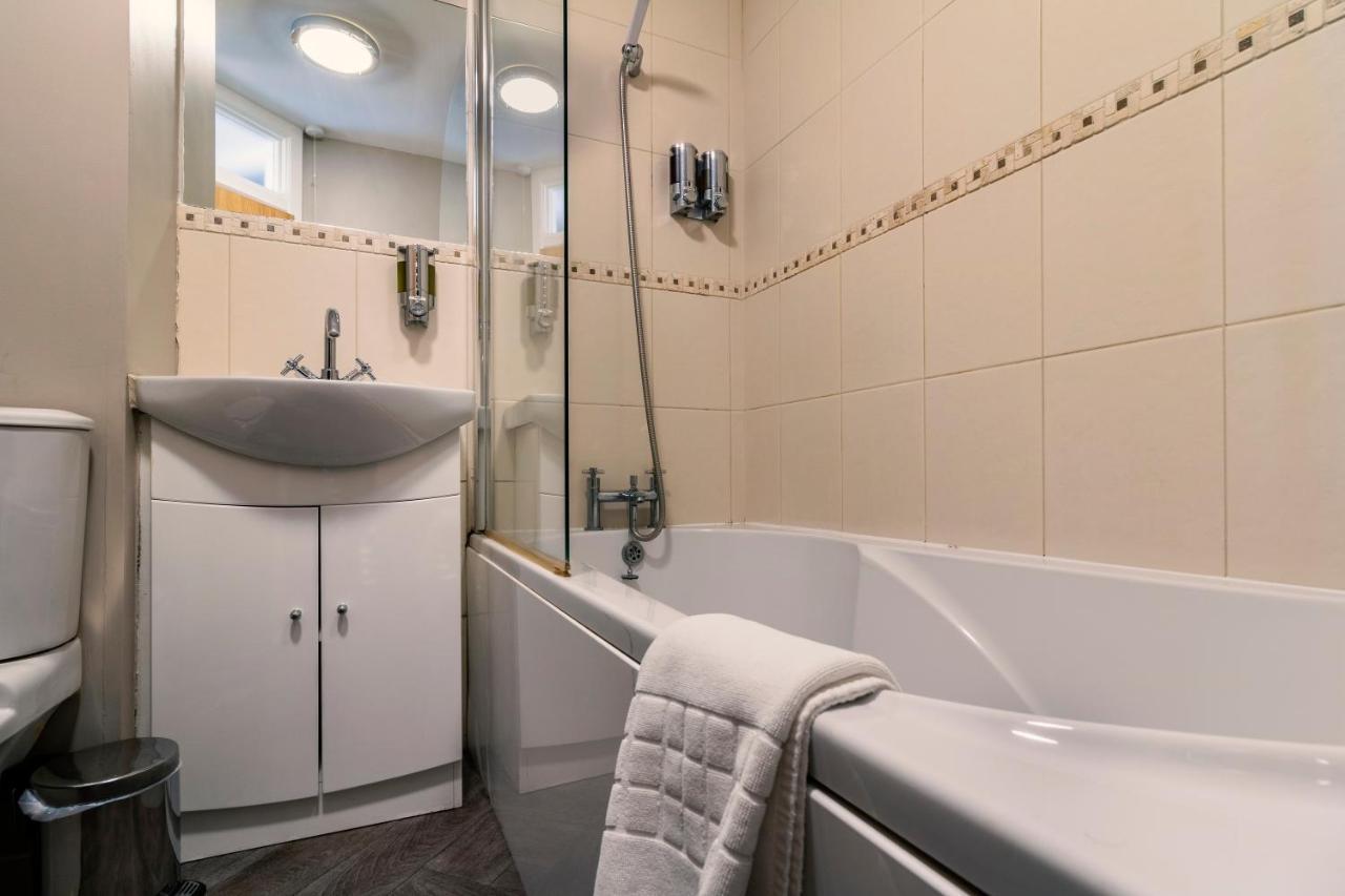 Swan Mews Apartment เวลส์ ภายนอก รูปภาพ