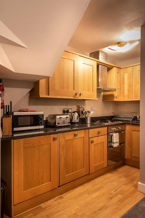 Swan Mews Apartment เวลส์ ภายนอก รูปภาพ