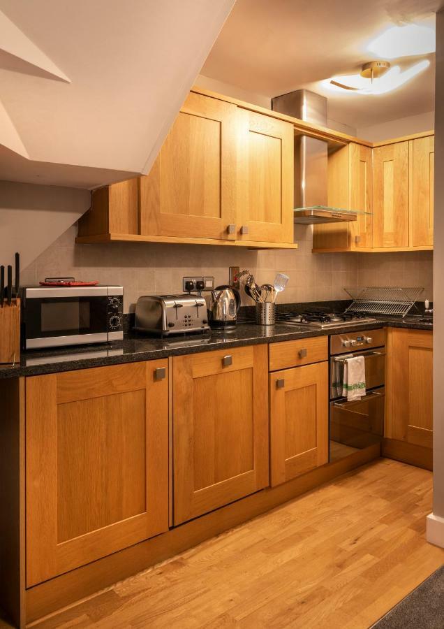Swan Mews Apartment เวลส์ ภายนอก รูปภาพ